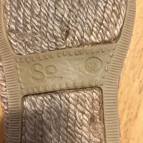 Blue and white striped straw sole flats - Picture 3 of 5